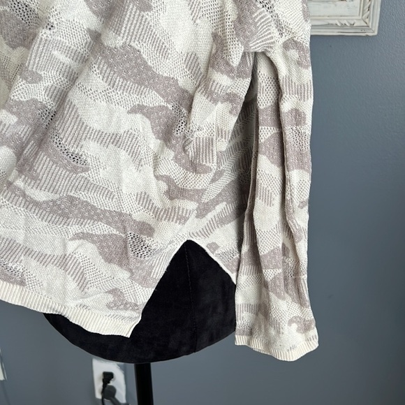 Kerisma Women’s Semi-Sheer Camp Longo Sleeve Top 100% Viscose size S/M - Picture 5 of 7